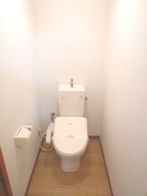 エクシード五郎台のトイレ写真