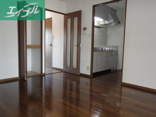 居室・リビング　リビング