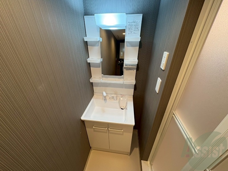 洗面設備　シャンプードレッサーで身支度もラクラクです！