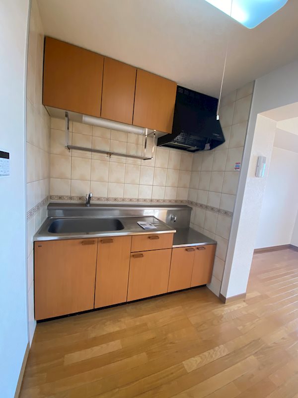 キッチン　※別部屋参考画像