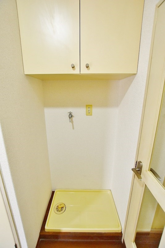 洗面設備　★外に置くと壊れるし汚れるよね・・・そんなあなたに室内洗濯機