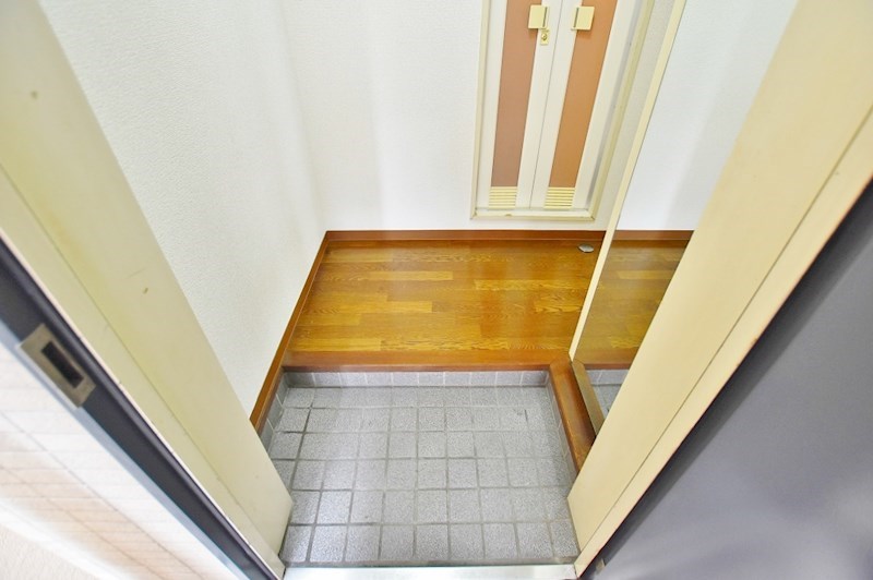 玄関　★来客者からのプライバシーを守る玄関ホール★