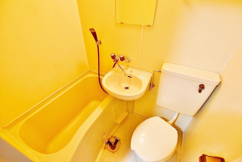 トイレ　★掃除のしやすい3点ユニットバス★