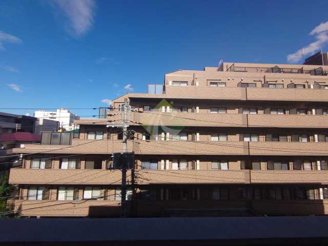 眺望　リヴシティ新宿弐番館