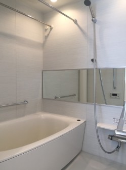 バス・シャワールーム　バス