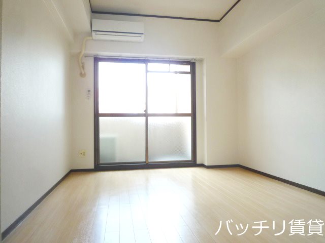 その他部屋・スペース　画像は別号室の為、現状優先とさせて頂きます。