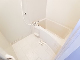 バス・シャワールーム　別部屋参考写真