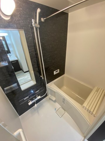 バス・シャワールーム　同施工会社施工物件の参考写真になります※現況優先