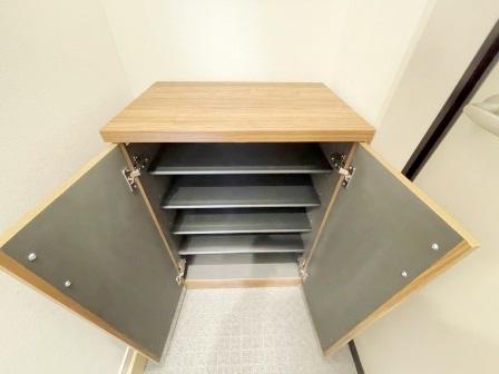 玄関　明るい玄関です