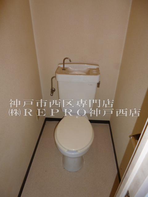 トイレ　リプロ神戸西店は神戸市西区専門店です。