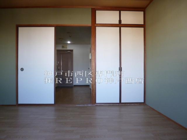 居室・リビング　リプロ神戸西店は神戸市西区専門店です。