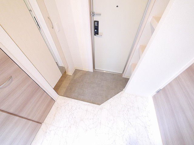 玄関　ゆったりとした玄関です