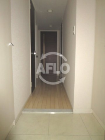 その他共有部分　S-RESIDENCE Honmachi Marks　廊下