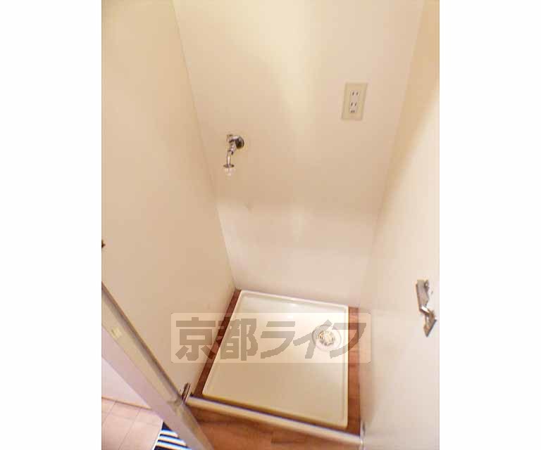 その他設備　洗濯機置き場は室内にあります。