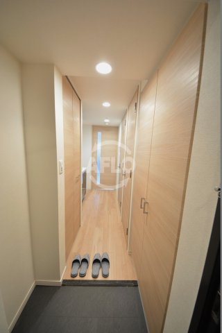 玄関　プレサンス玉造駅前ルージュ　玄関