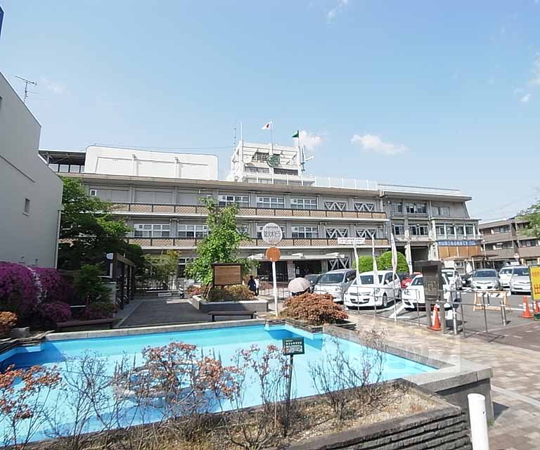 役所　長岡京市役所（役所）まで800m