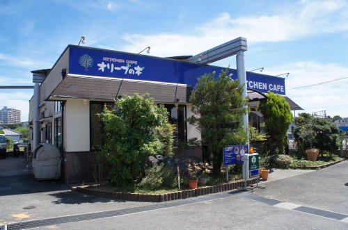 飲食店　オリーブの木（飲食店）まで423m