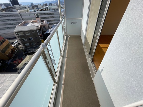 バルコニー　※別部屋の写真です