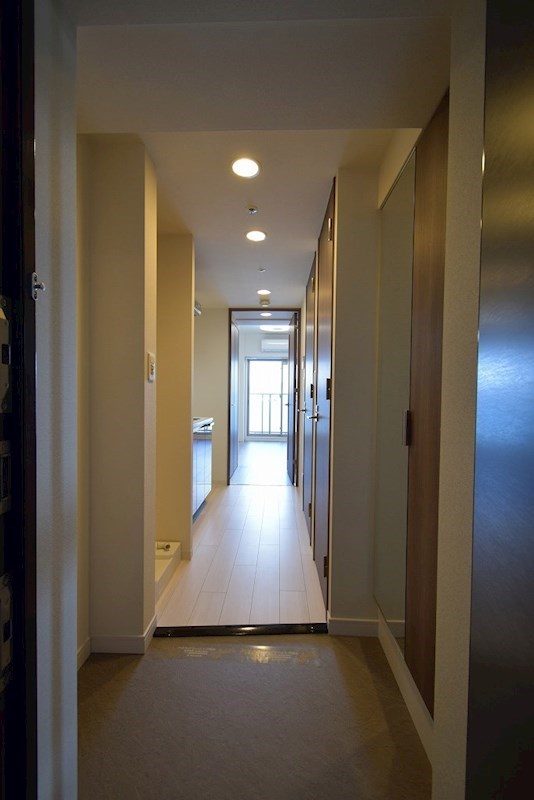 玄関　同施工会社の同仕様写真です。