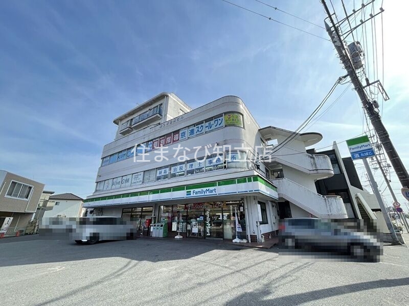 コンビニ　ファミリーマート新安城店（コンビニ）まで677m