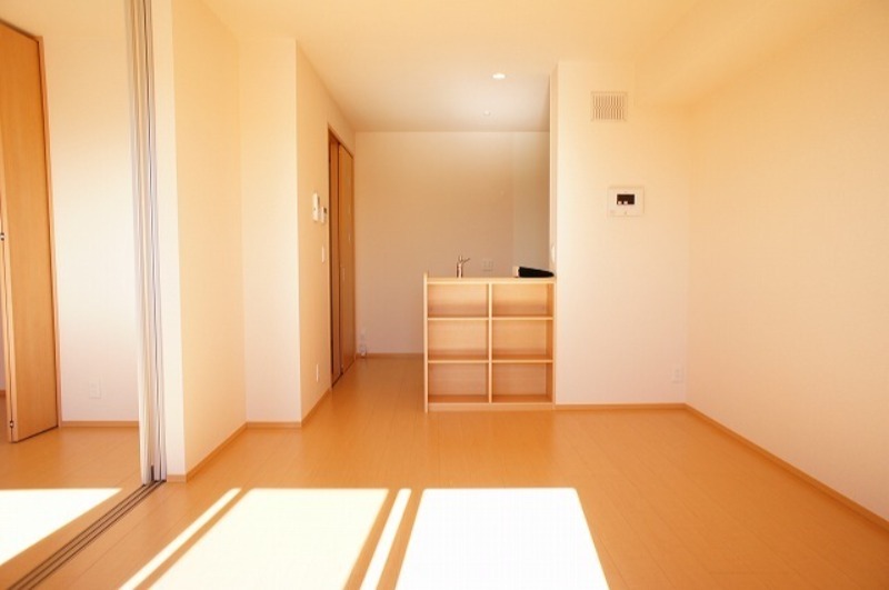 居室・リビング　図面と現状に相違がある場合には現状を優先