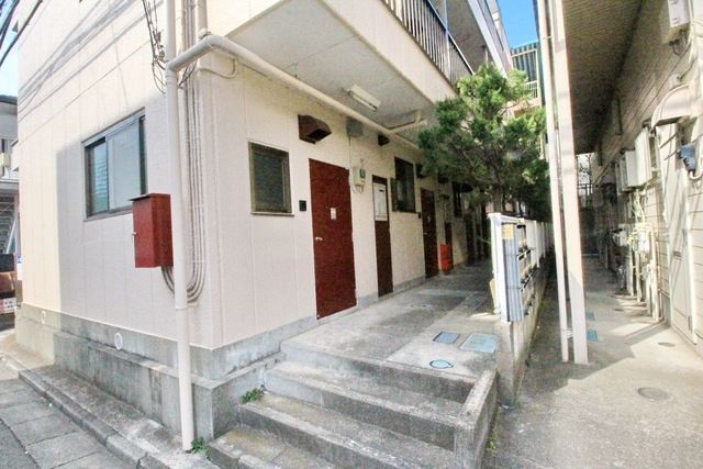 エントランス　★お問い合わせはタウンハウジング多摩センター店までご連絡く…