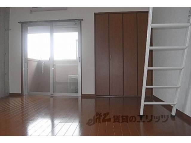 居室・リビング　居室