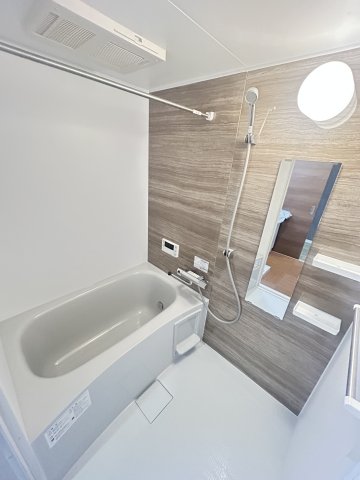 バス・シャワールーム　お風呂です