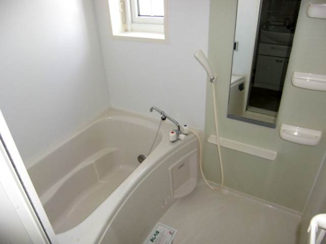 バス・シャワールーム　追炊き機能付です。