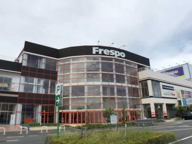 ショッピングセンター　浜松プラザフレスポ（ショッピングセンター）まで700m