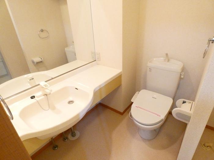 洗面設備　洗面台　ワイドタイプ