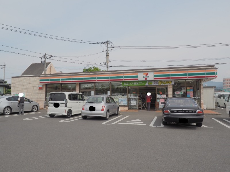 コンビニ　セブンイレブン伊万里八谷搦店（コンビニ）まで669m