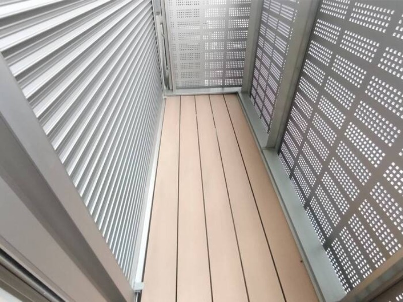 バルコニー　図面と現状に相違がある場合には現状を優先