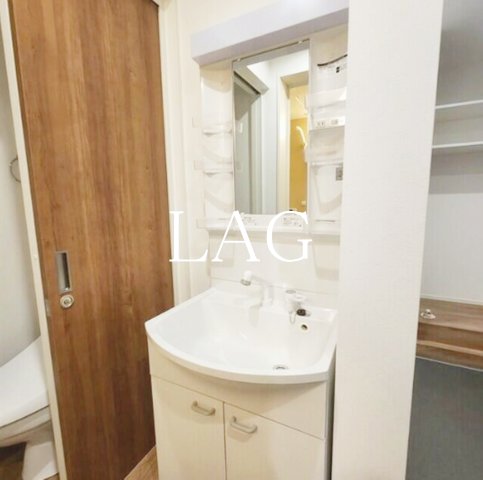 洗面設備　洗面台です。