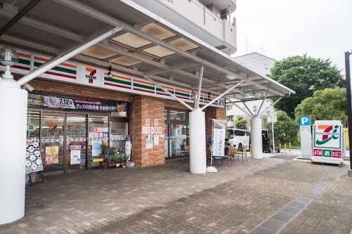 コンビニ　セブンイレブン JS美住一番街店（コンビニ）まで245m