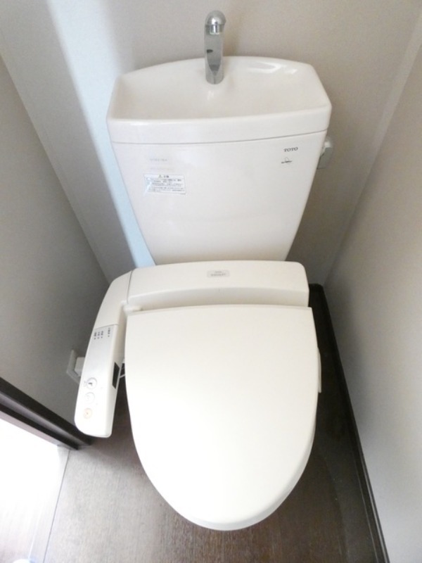 トイレ　図面と現状に相違がある場合には現状を優先