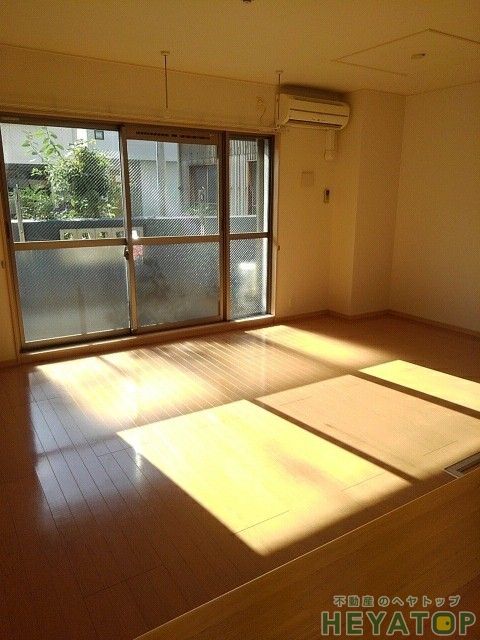 居室・リビング　ＬＤＫ１５.９帖（同仕様写真）