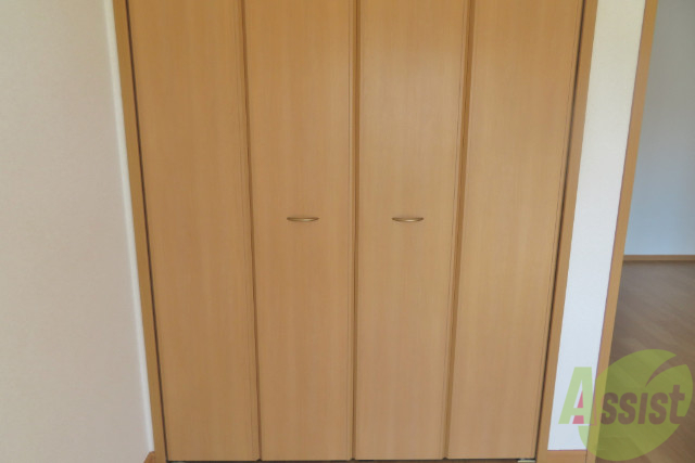 収納　収納はクローゼットになります。荷物等の収納にご利用ください。