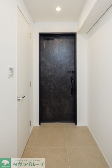 玄関　※写真は同タイプ住戸です。