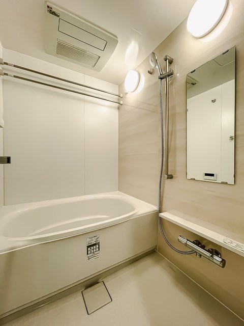 バス・シャワールーム　※写真は同タイプ住戸です。