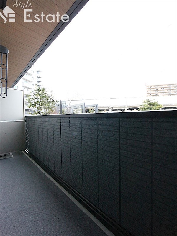 バルコニー　バルコニー