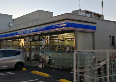 コンビニ　ローソン 練馬豊玉南一丁目店（コンビニ）まで813m