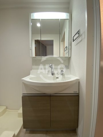 洗面設備　Comenz梅田（コメンズ梅田）　独立洗面台