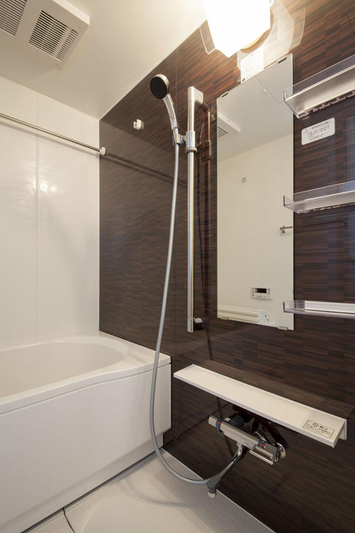 バス・シャワールーム　追焚き機能・浴室換気乾燥機付