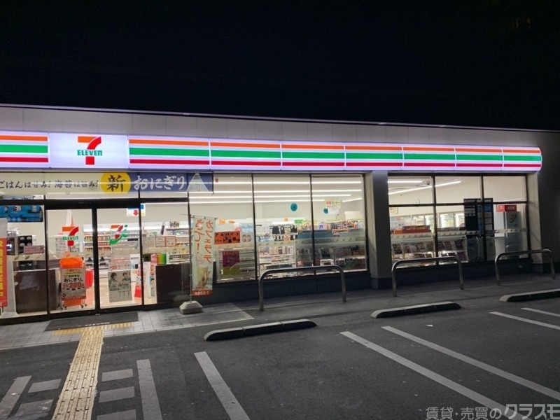 コンビニ　セブンイレブン京都西大路八条北店（コンビニ）まで368m