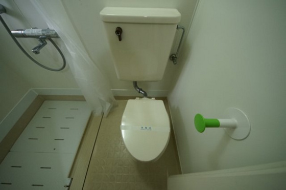 トイレ　※他号室の写真です