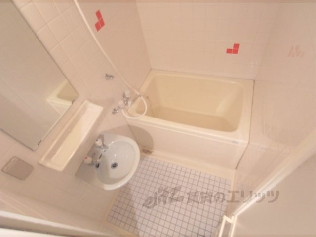 バス・シャワールーム　バス