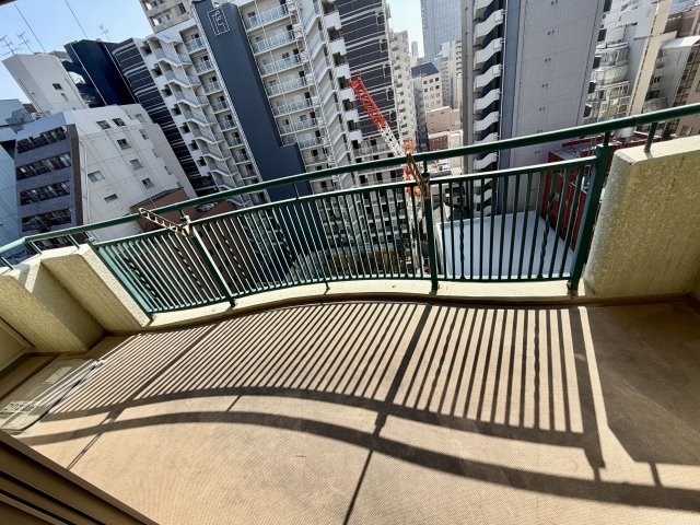地下鉄谷町線 天満橋駅 徒歩5分 15階建 築28年の内装写真