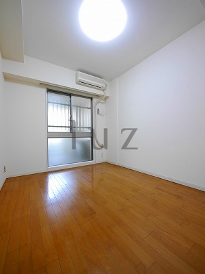 その他部屋・スペース　綺麗なフローリングのお部屋です。