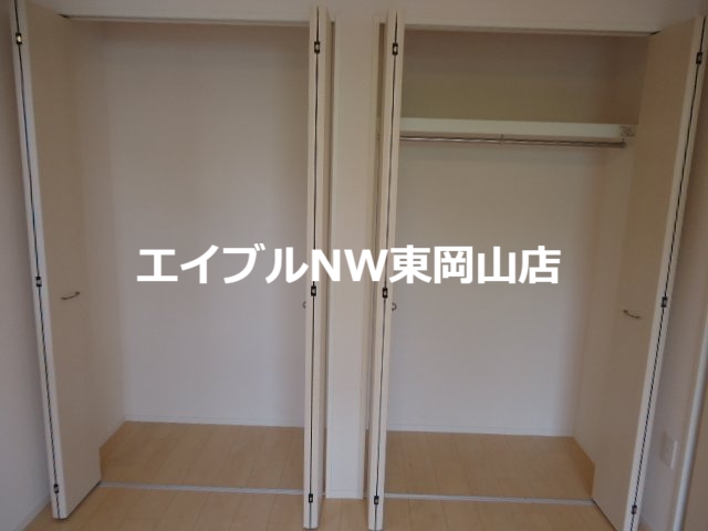 収納　クローゼット